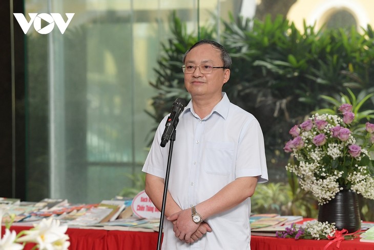 VOV displays books at Hanoi headquarters - ảnh 1