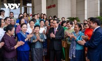 Top legislator receives delegations of Lao, Cambodian women’s unions